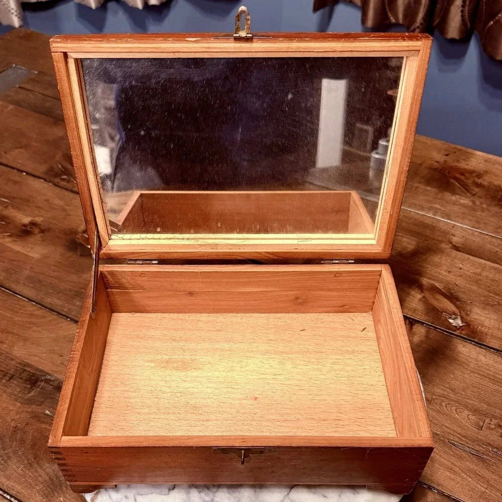 VTG Mirror Wooden Jewelry Trinket Box Cedar Wood Chest Mortise & Tenon Footed